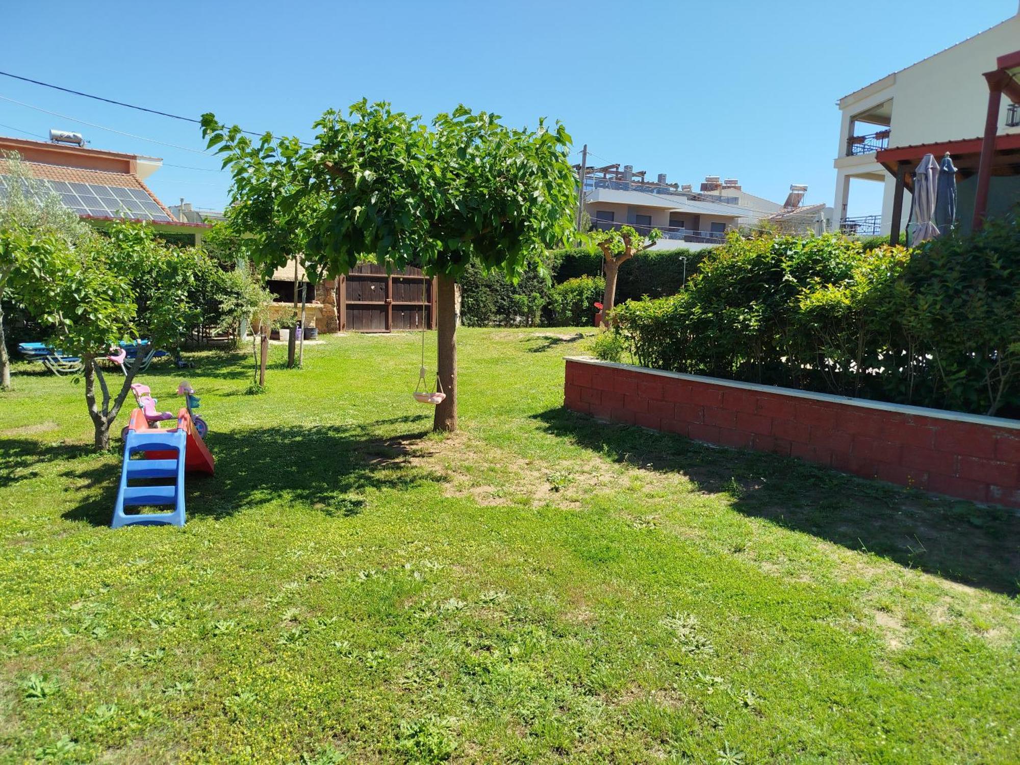 Giorgos Garden House Ferienhaus *